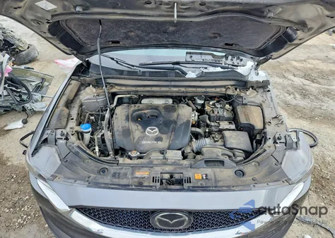 2021 Mazda Cx-5 Touring z USA, uszkodzony, nr VIN JM3KFBCM0M0447636